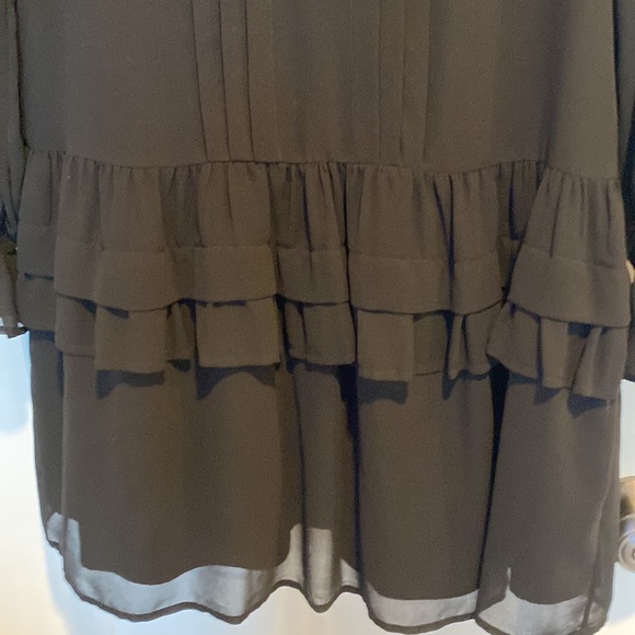 LBD - Picture 3 of 7